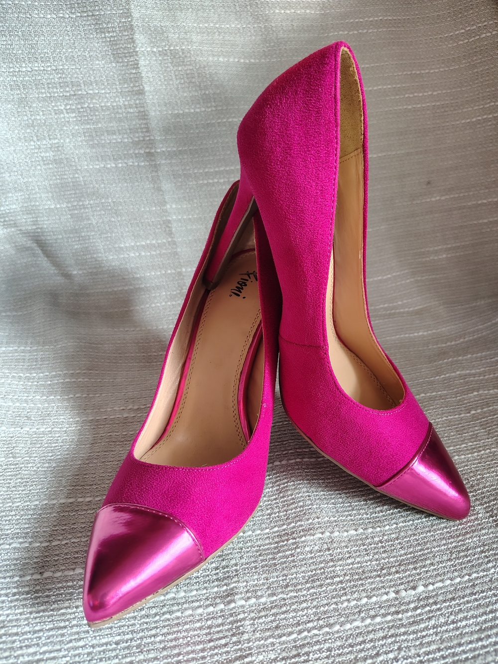 Fioni Hot Pink Pointed Toe Pumps Metallic Cap Toe Heels Size 7.5 - Picture 1 of 11